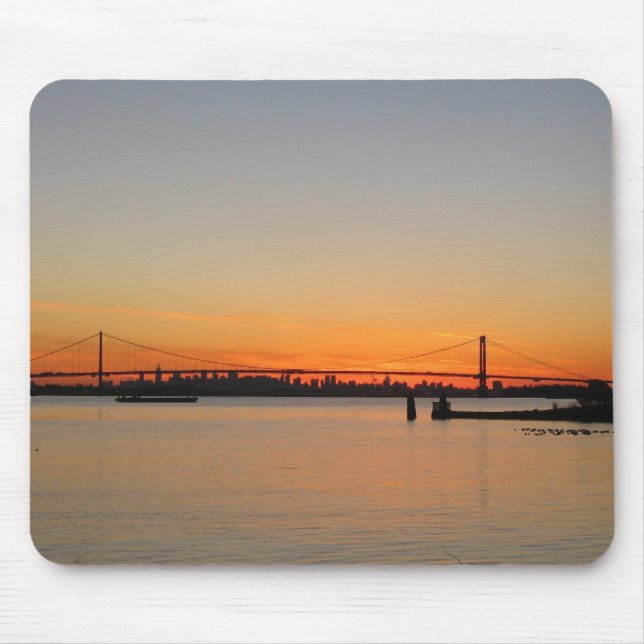 Sunset under the Whitestone bridge Mouse Mat (Front)
