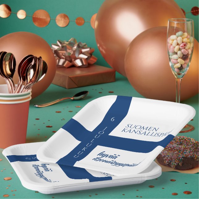 Suomen Kansallispäivä Finnish National Day Flag Paper Plate (Multi)