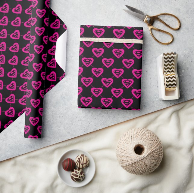 Supergirl Hearts Diagonal Pattern Wrapping Paper (Crafts)