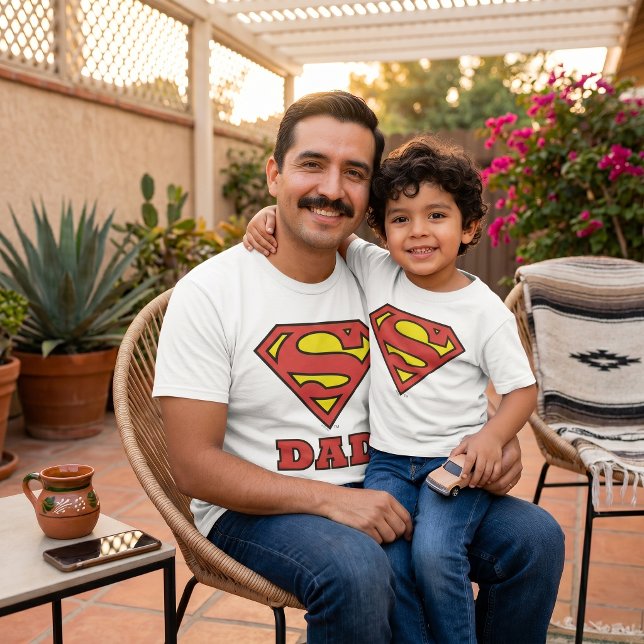 Superman Dad Matching T-Shirt (Creator Uploaded)