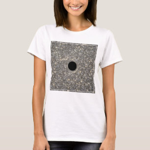 Supermassive Black Hole In The Middle Of A Galaxy. T-Shirt