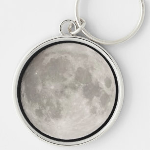 Supermoon in black sky key ring