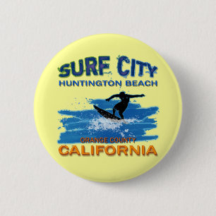 SURF CITY HUNTINGTON BEACH 6 CM ROUND BADGE