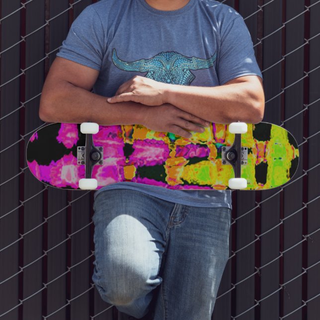 Surf style colours: Purple and olive green Skateboard (Outdoor 3)