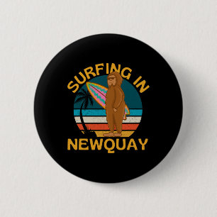 Surfing In Newquay, Bigfoot Good Vibes Surfer Beac 6 Cm Round Badge