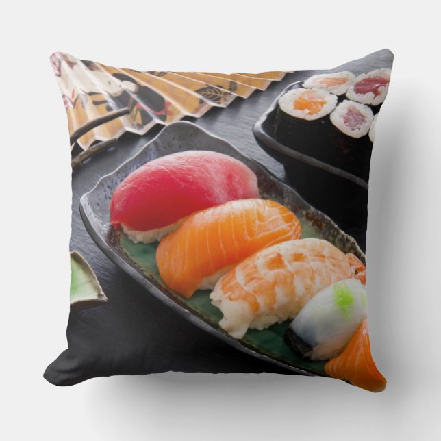 Sushi and rolls cushion (Front)