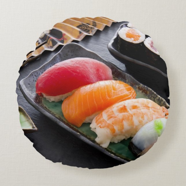 Sushi and rolls round cushion (Front)