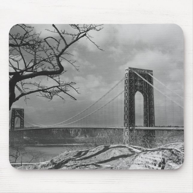 Suspension bridge view B&W Mouse Mat (Front)