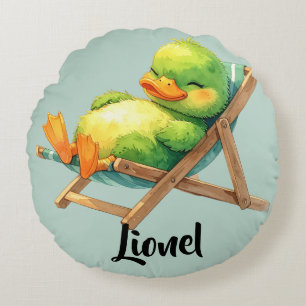 Süße grüne Ente liegt entspannt im Liegestuhl Round Cushion