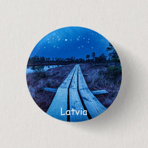 Swamp night 3 cm round badge