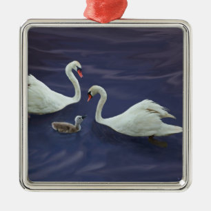 swan family metal tree decoration