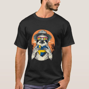 Sweden Flag Sloth Sunset Heart Sverige Swedish Pri T-Shirt