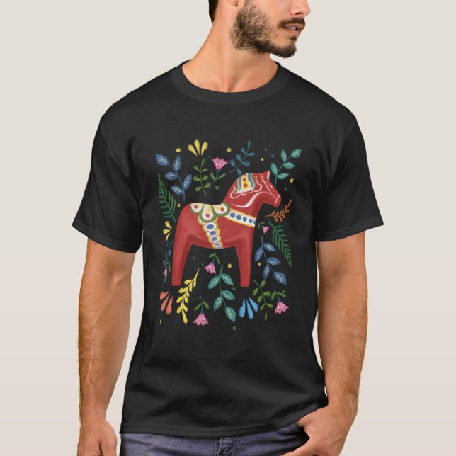 Swedish Dala Horse Folk Art Sweden Flag Dalahelmso T-Shirt (Front)