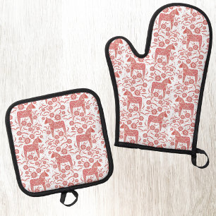 Swedish Dala Horse Red and White Oven Mitt & Pot Holder Set