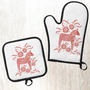 Swedish Dala Horse Red and White Oven Mitt & Pot Holder Set
