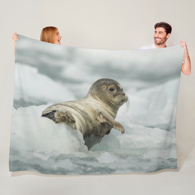 Sweet Baby Seal Fleece Blanket (In Situ)