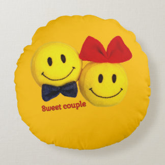 Sweet couple smiling face cute pillow round