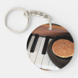 Sweet Harmony – Stroopwafel on Piano Key Holder Ke Ring