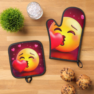 Sweet Kiss Heart Emoji Oven Mitt & Pot Holder Set