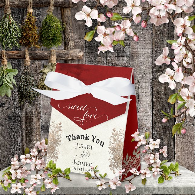 Sweet Love - Red Favour Box (Creator Uploaded)