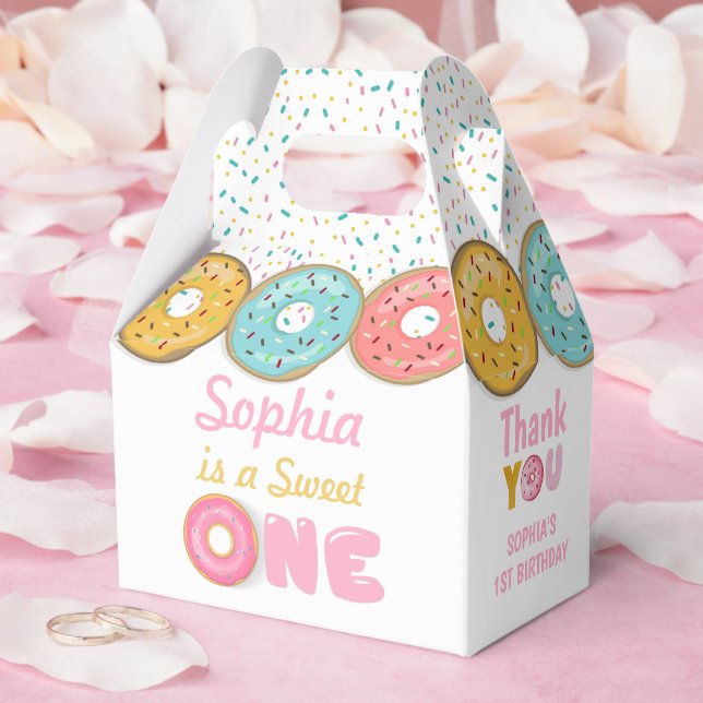Sweet One Doughnut Girl First Birthday Party Favour Box (Wedding)