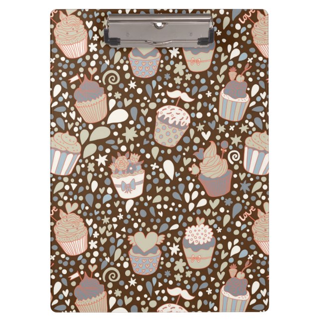 Sweet  pattern made of tasty cupcakes clipboard (Front)