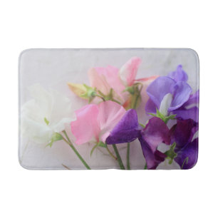 Sweet pea bouquet bath mat