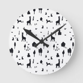 Sweet winter round clock