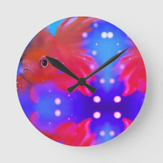 Swimming Fish Round Clock