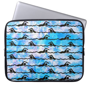 SWIMMING Laptop Sleeve