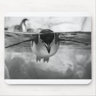 Swimming Pengiun Black and white Mouse Mat