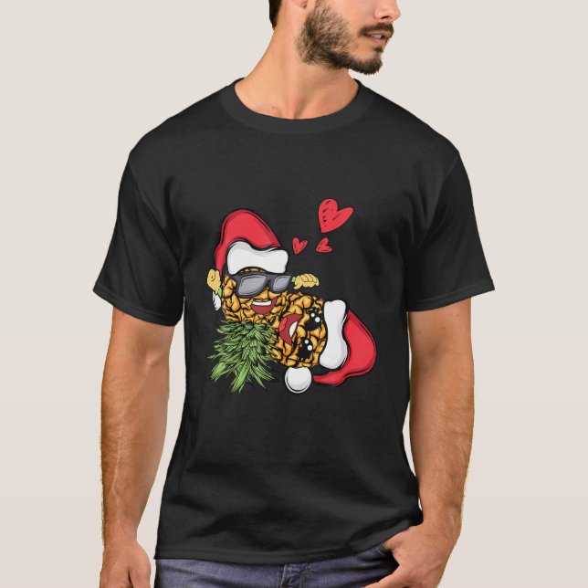 Swingers Couple Pineapples Swinging Xmas - Swinger T-Shirt (Front)
