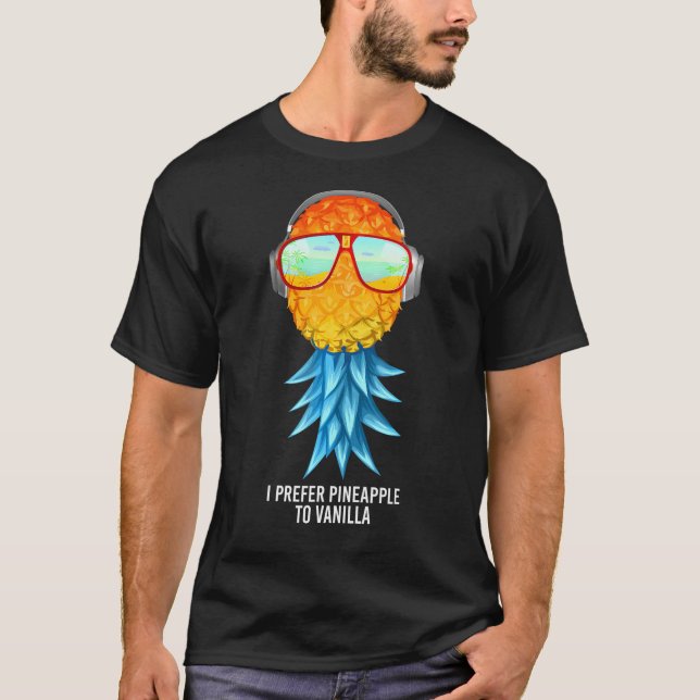 Swingers s Pineapple Swinging LifeFunny Swinger    T-Shirt (Front)