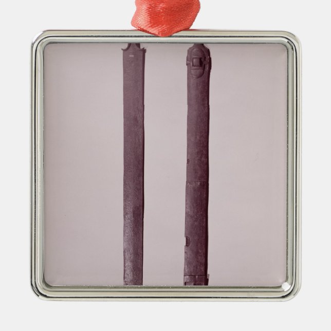 Sword and Scabbard Metal Tree Decoration (Front)