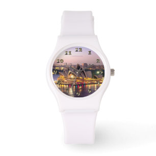 Sydney Opera House in the Evening Watch
