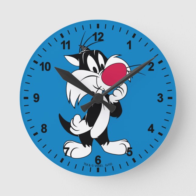 Sylvester Jr. | Classic Pose Round Clock (Front)