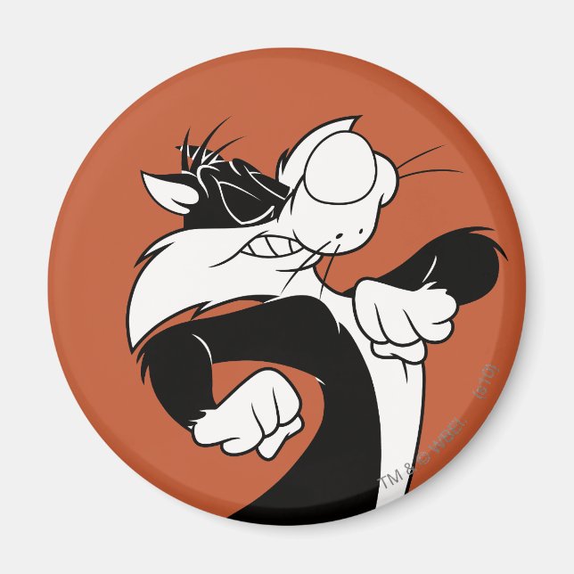 SYLVESTER™ Walking Magnet (Front)