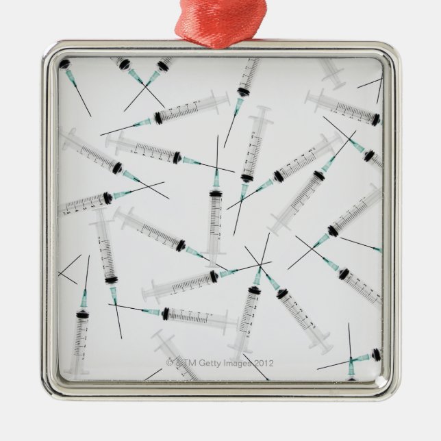 Syringes 2 metal tree decoration (Front)