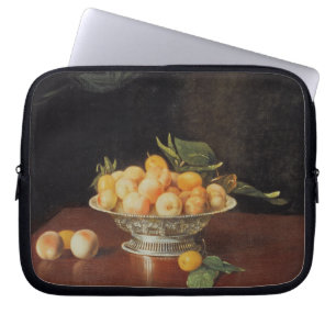 T32176 Still Life of Peaches, c.1700 Laptop Sleeve