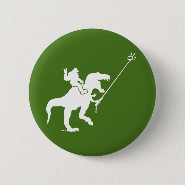 T-rex & bigfoot selfie 6 cm round badge (Front)