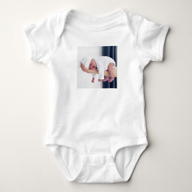 T-Shirt Baby Bodysuit (Front)