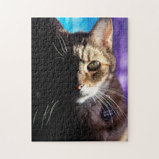 Tabby Cat Face - Fade to black Jigsaw Puzzle (Vertical)
