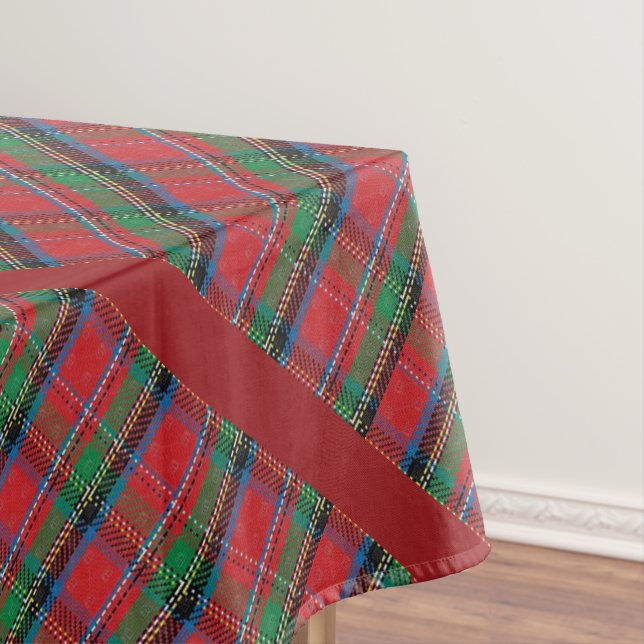 Tablecloth Christmas Plaid Red, Blue Green Plaid (In Situ)