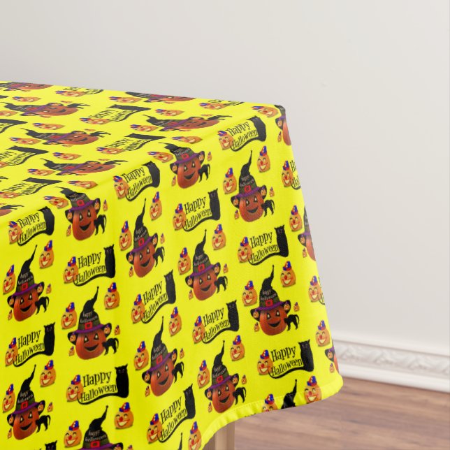 Tablecloth Halloween (In Situ)