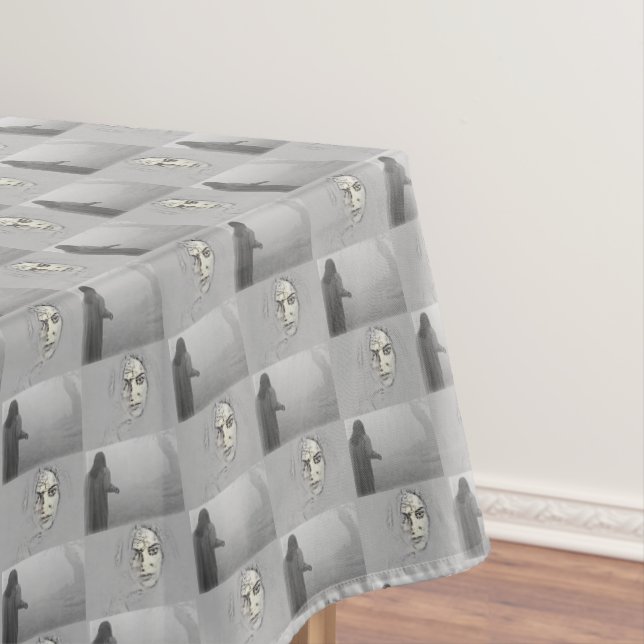 Tablecloth Halloween (In Situ)