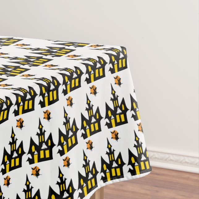Tablecloth Halloween (In Situ)