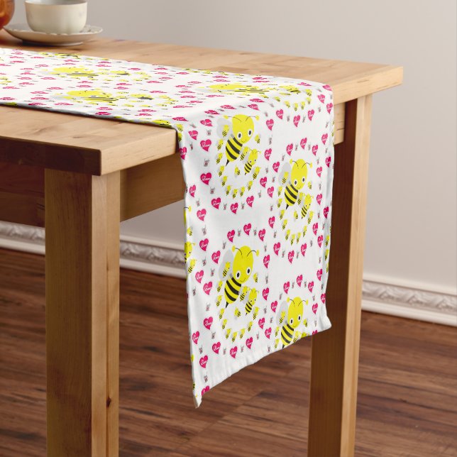 Tablecloth Runner Valentines Bumblebee (In Situ)
