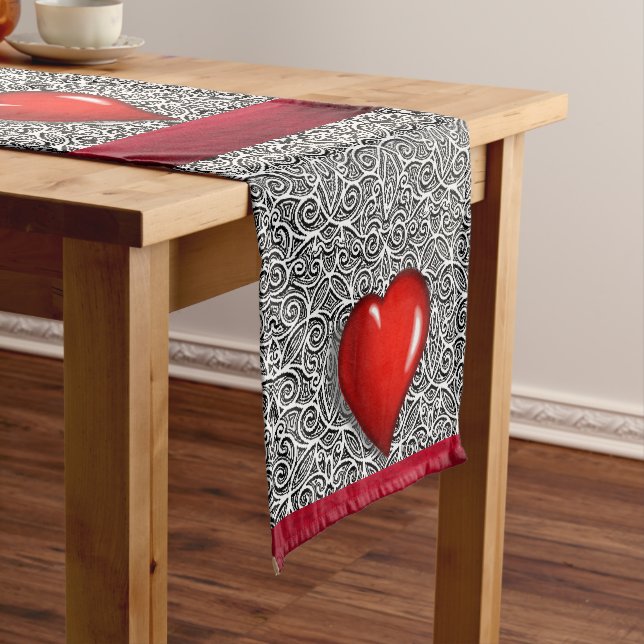 Tablecloth Runner Valentines Heart (In Situ)