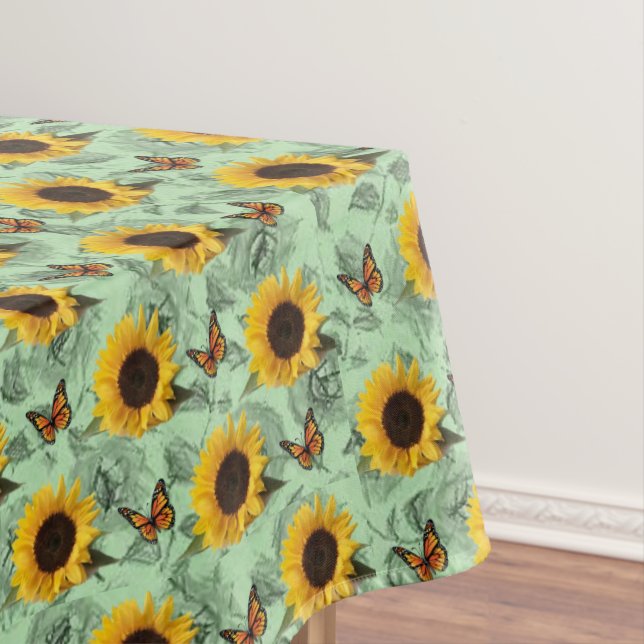 Tablecloth Sunflowers (In Situ)