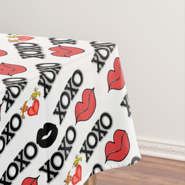 Tablecloth Valentine's Day Xoxo (In Situ)